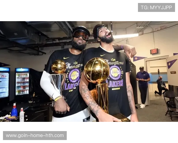 湖人状态回升，浓眉与詹姆斯携手找回连胜节奏